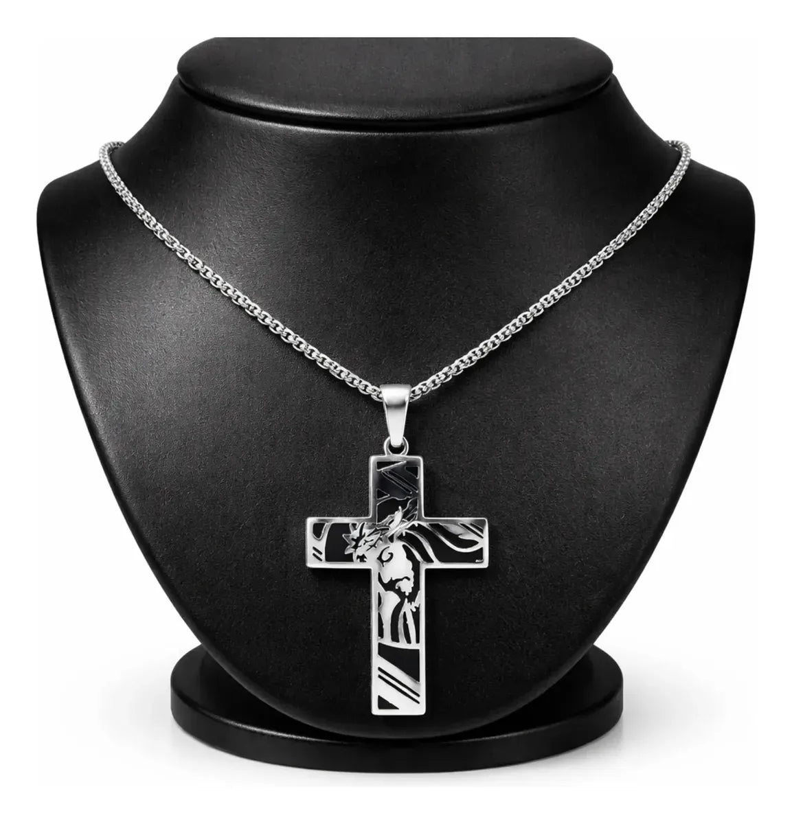 Collar Cruz de Acero Inoxidable: Estilo, Fe y Presencia en una sola pieza